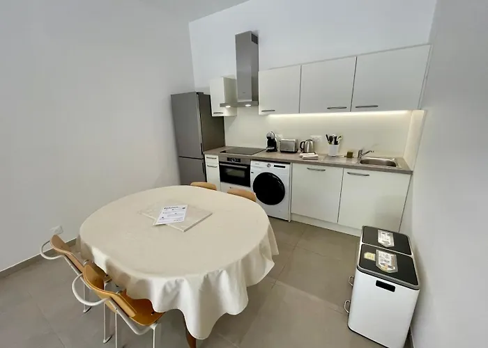 Havre De Paix Neuf Et Eco-responsable A Apartman Golfe-Juan